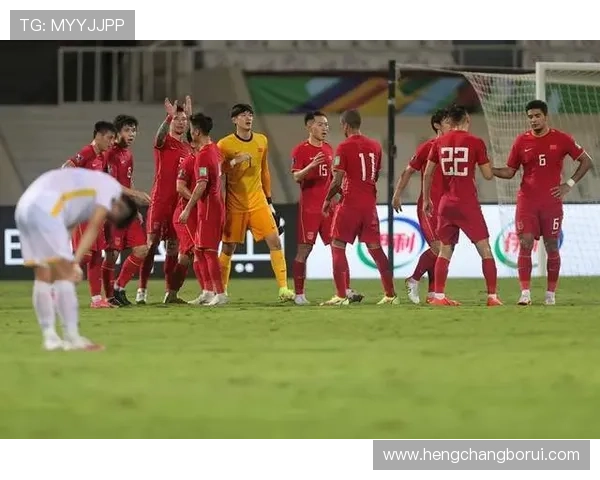 国家队新帅首秀告捷中超球员闪耀引发球迷热议赛后战术调整成焦点