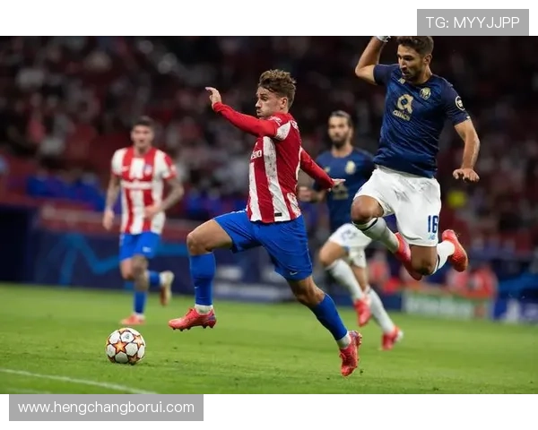 赫罗纳足球俱乐部成功签约新援强化阵容 目标冲击西甲前六